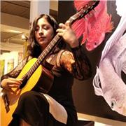 Profesora de guitarra y canto imparte clases a niños, jóvenes, adultos y gente mayor de todas las edades. Las clases se acomodan según cada estudiante, sus necesidades y gustos. Se revisa técnica, interpretación y conocimientos generales del instrumento y